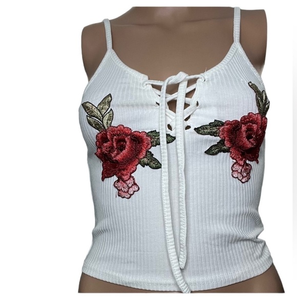 Shein XS Ribbed rose embroidered top - Picture 1 of 3